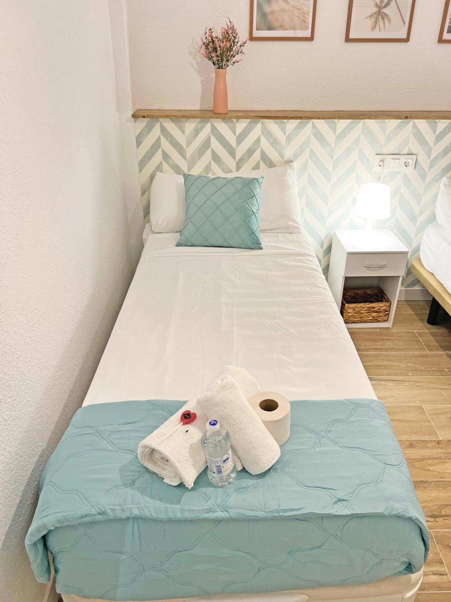 Coqueto Con Piscina, Nuevo A 50M Del Mar, Parking Gratis Apartamento El Campello Exterior foto