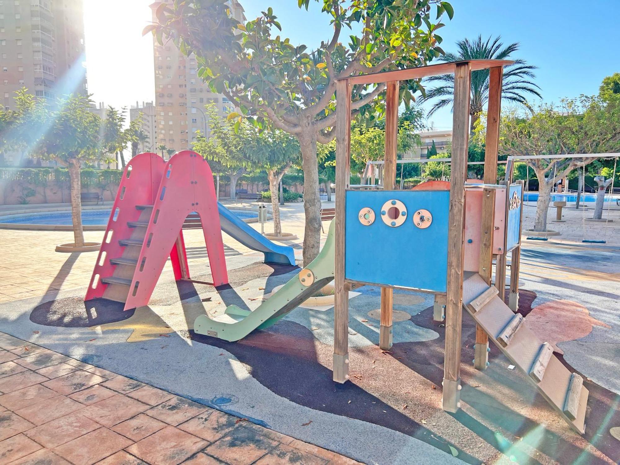 Coqueto Con Piscina, Nuevo A 50M Del Mar, Parking Gratis Apartamento El Campello Exterior foto