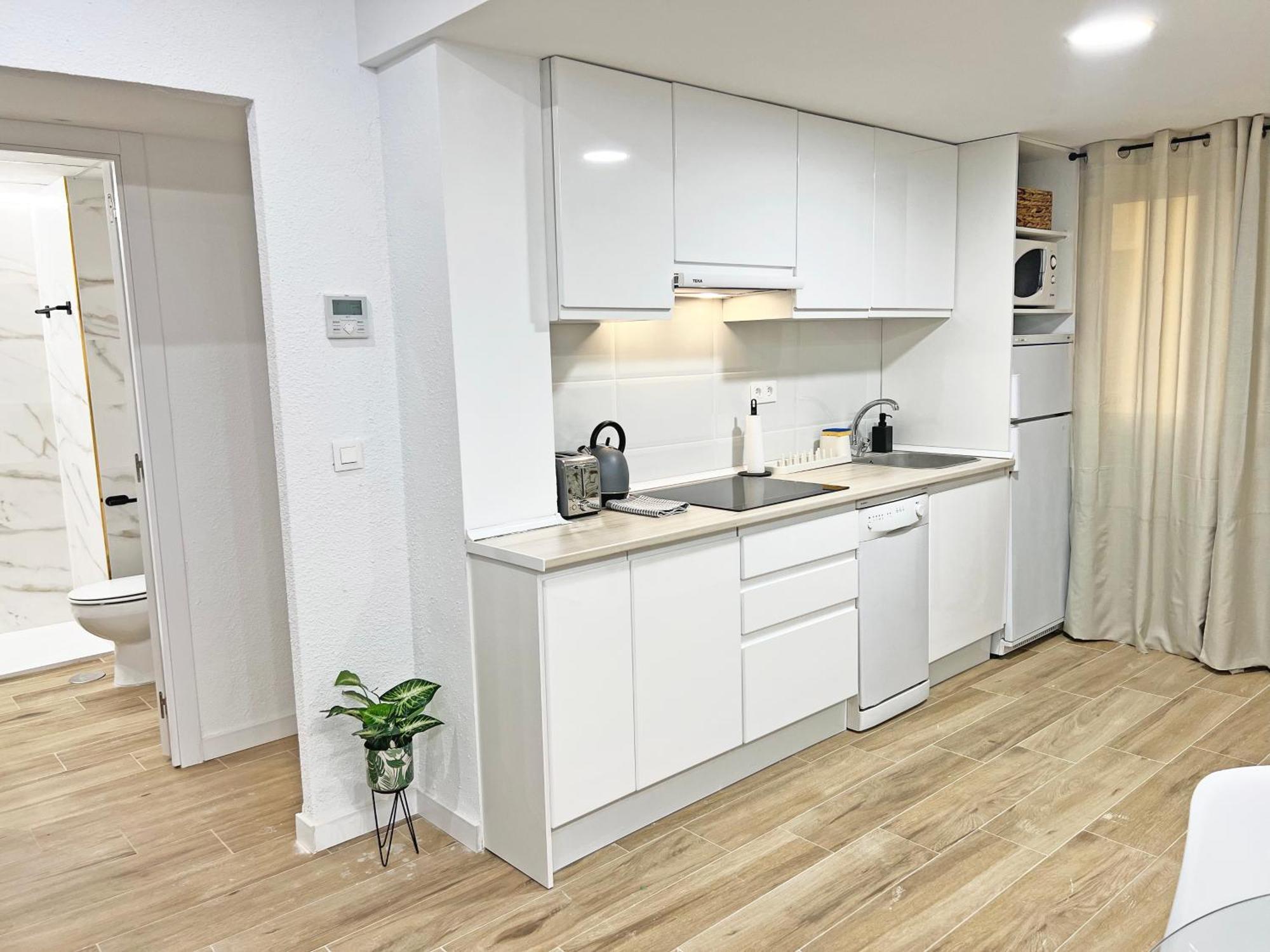 Coqueto Con Piscina, Nuevo A 50M Del Mar, Parking Gratis Apartamento El Campello Exterior foto